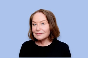 Dr Lorraine Smith