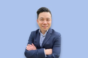 Dr Allan Tee
