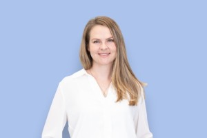Dr Rianda De Roe